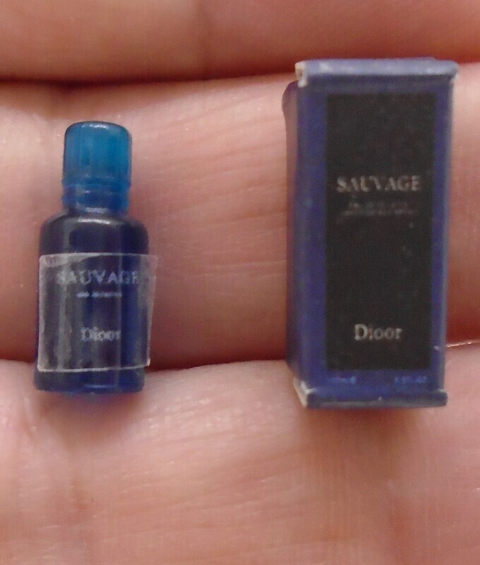 DIOR AFTERSHAVE BOTTLE AND BOX