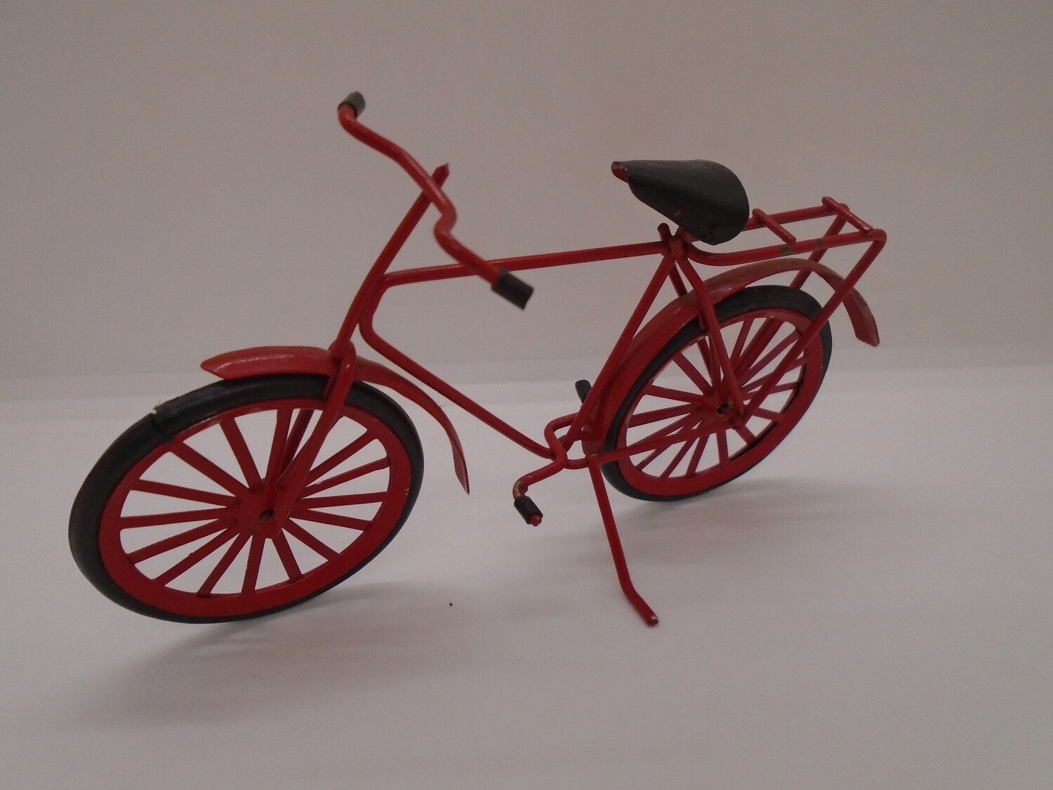 RED BICYCLE