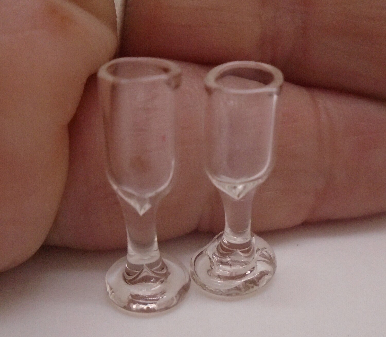 2 REAL GLASS WINE GLASSES