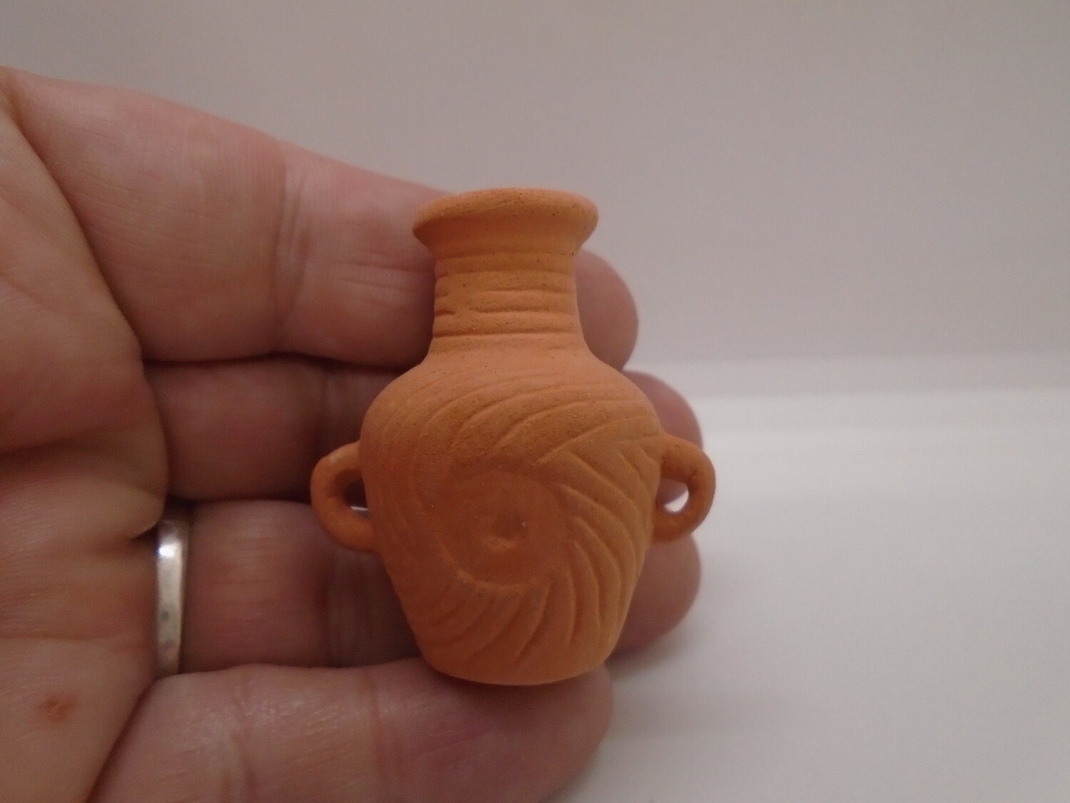 TERRACOTTA 2 HANDLE JUG STYLE POT