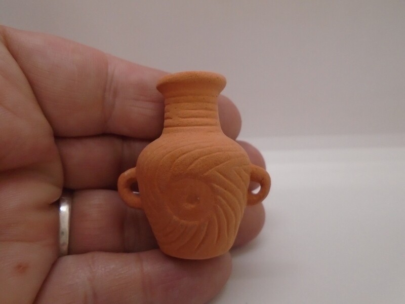 TERRACOTTA 2 HANDLE JUG STYLE POT