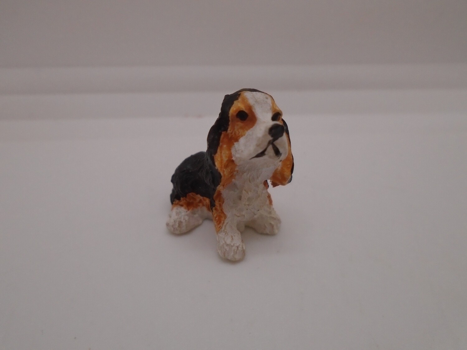 SITTING PUPPY