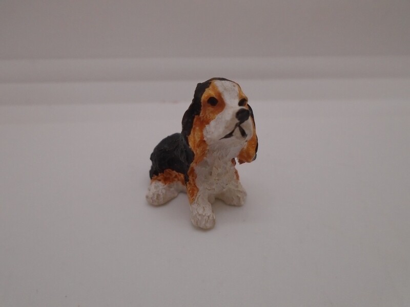 SITTING PUPPY