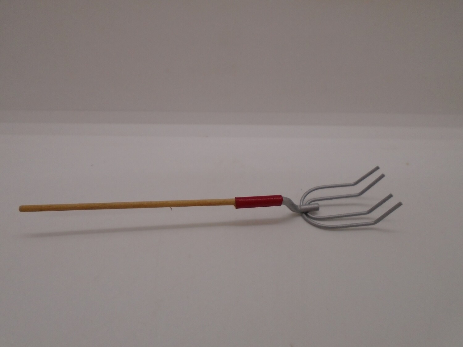 PITCH FORK/TOOL