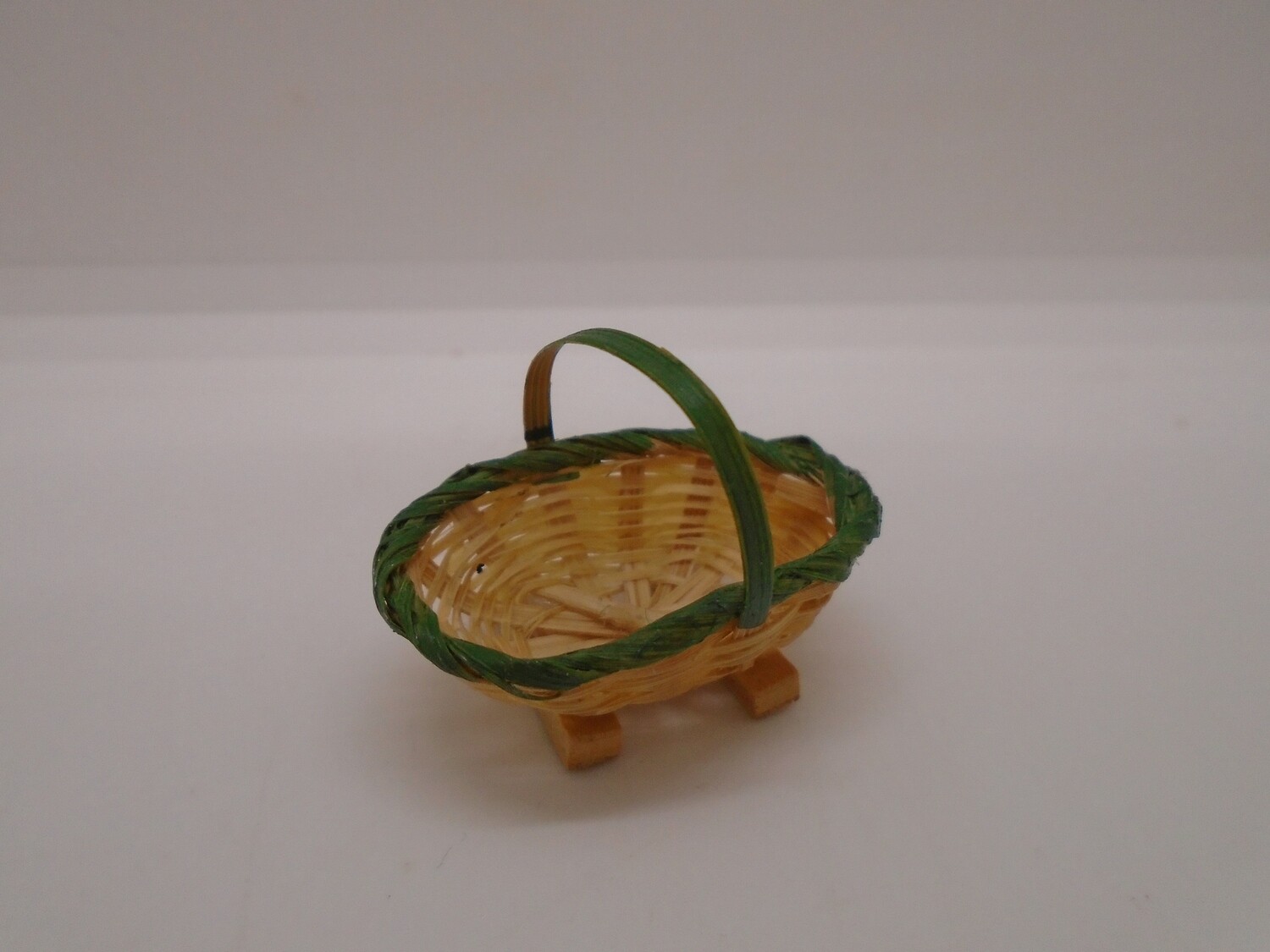 GARDEN TRUG