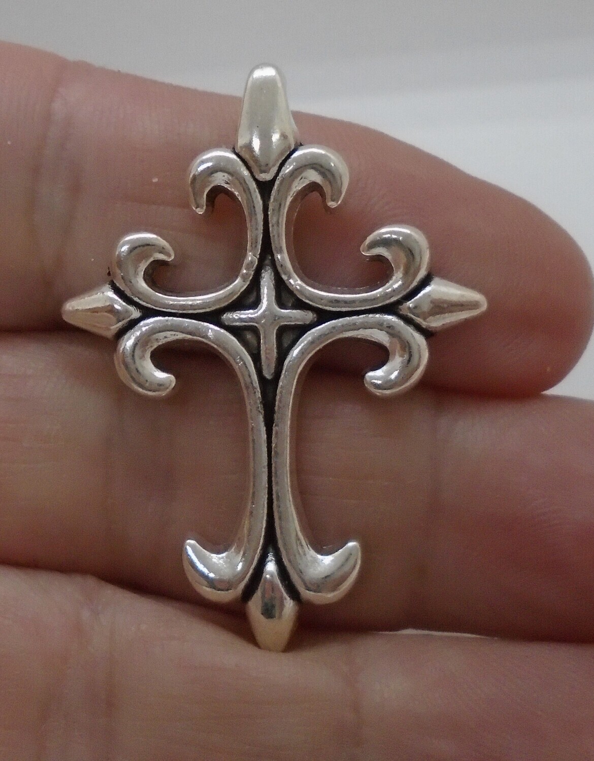 SILVER COLOUR CROSS