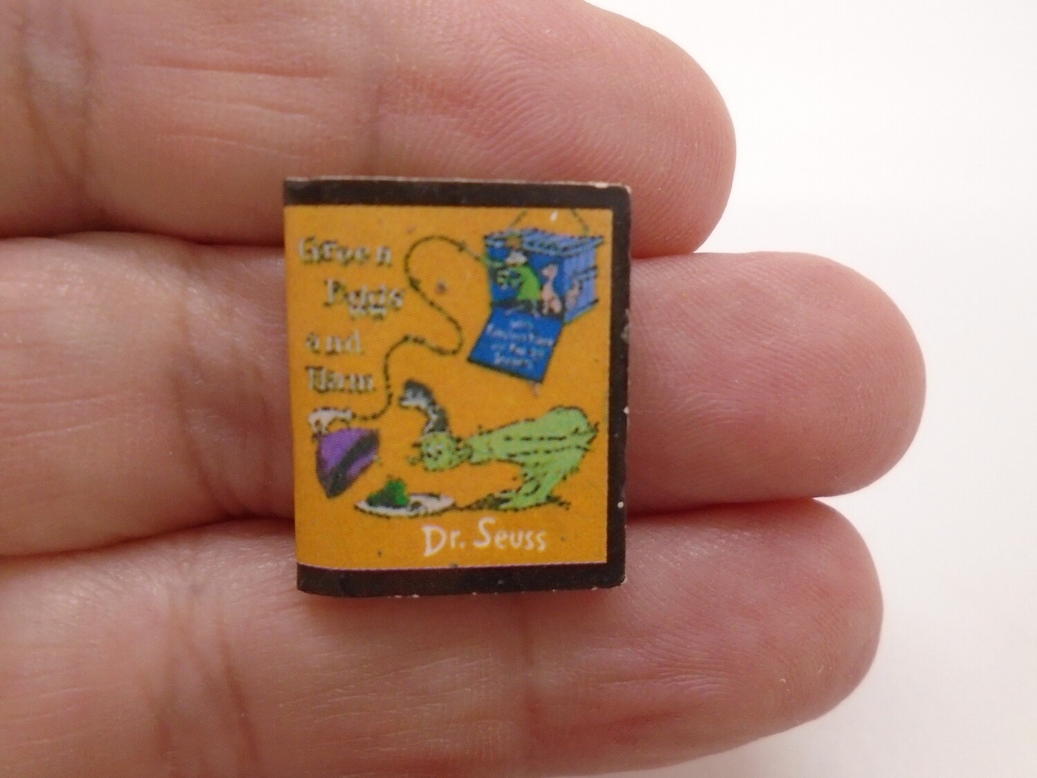 DR.SUESS BOOK