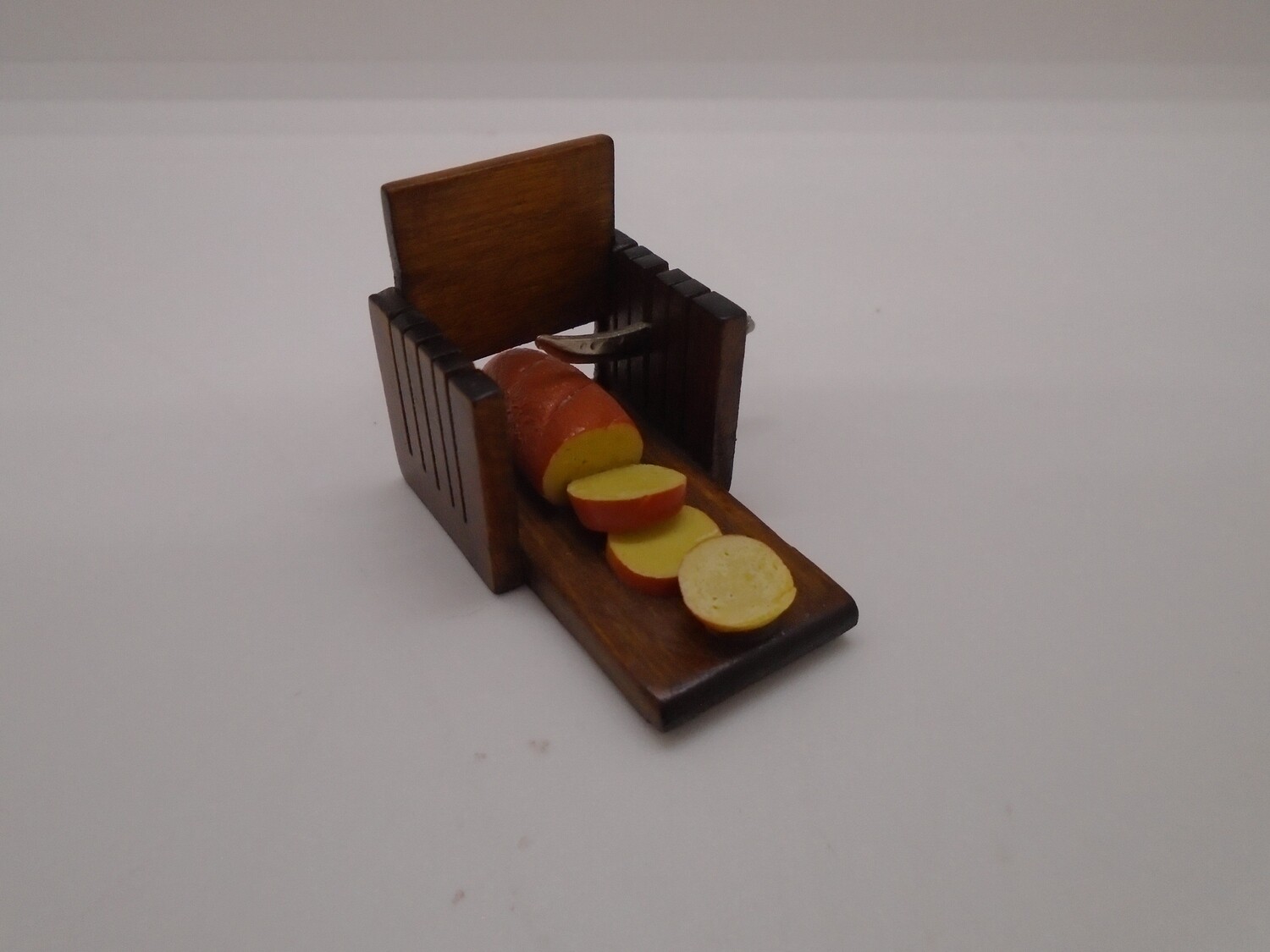 BREAD ON SLICING BOARD