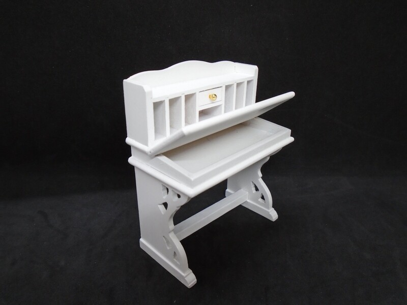 WHITE COMPARTMENT DESK WITH LIFT UP WRITING LID
