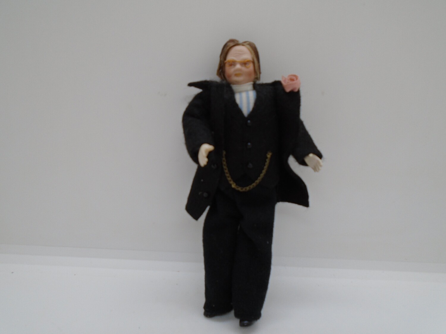 MAN IN BLACK SUIT