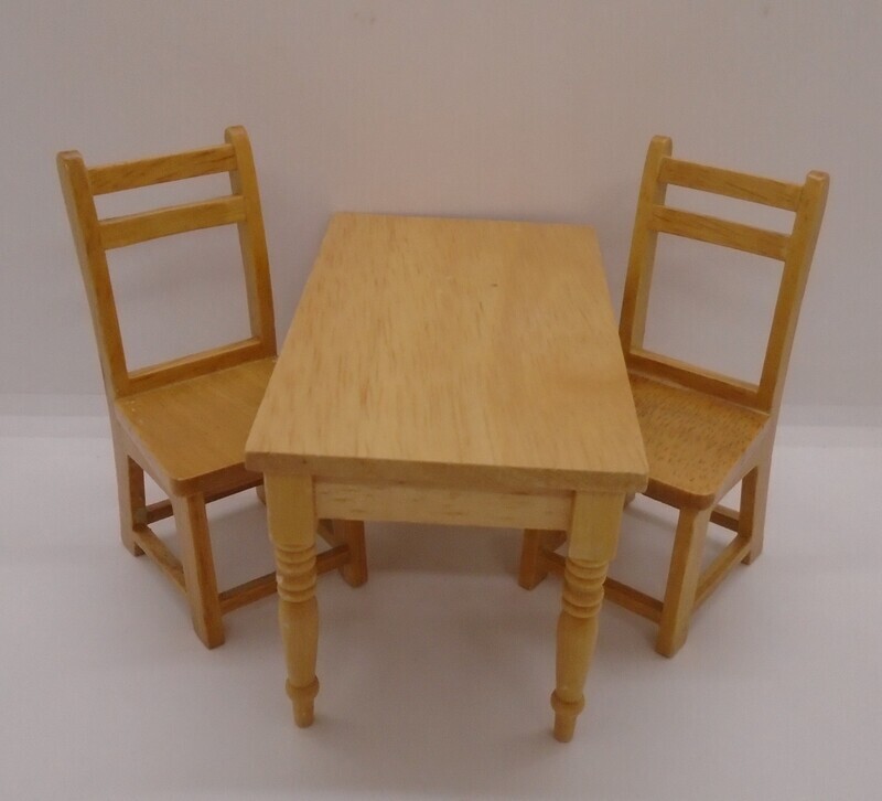 TABLE AND 2 CHAIRS