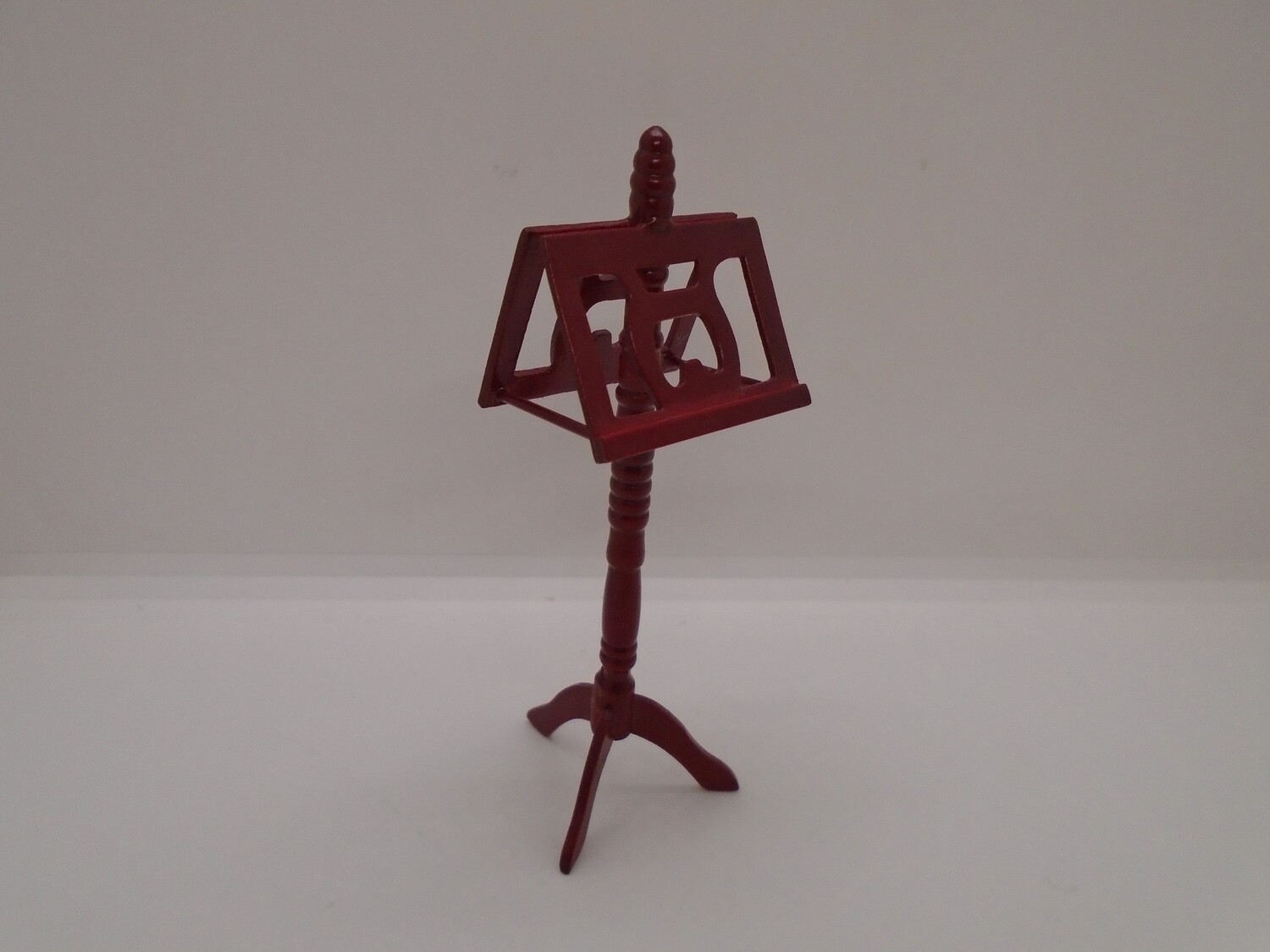 MAHOGANY MUSIC STAND