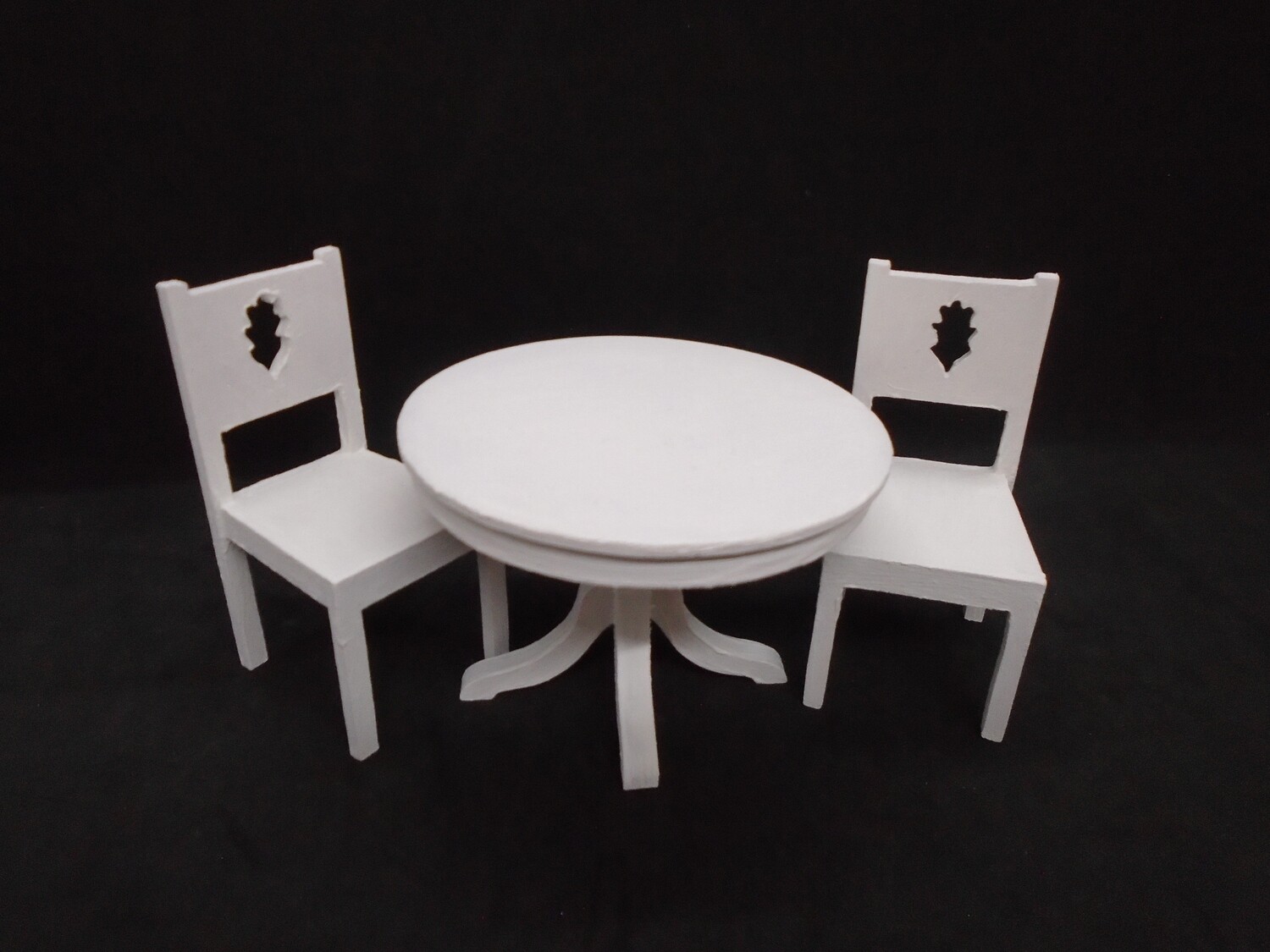 TABLE AND 2 CHAIRS