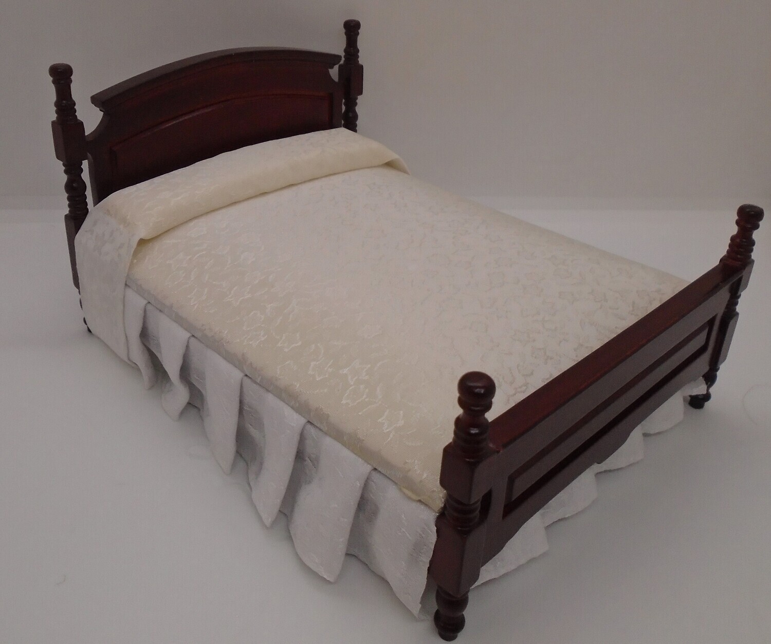 DOUBLE BED