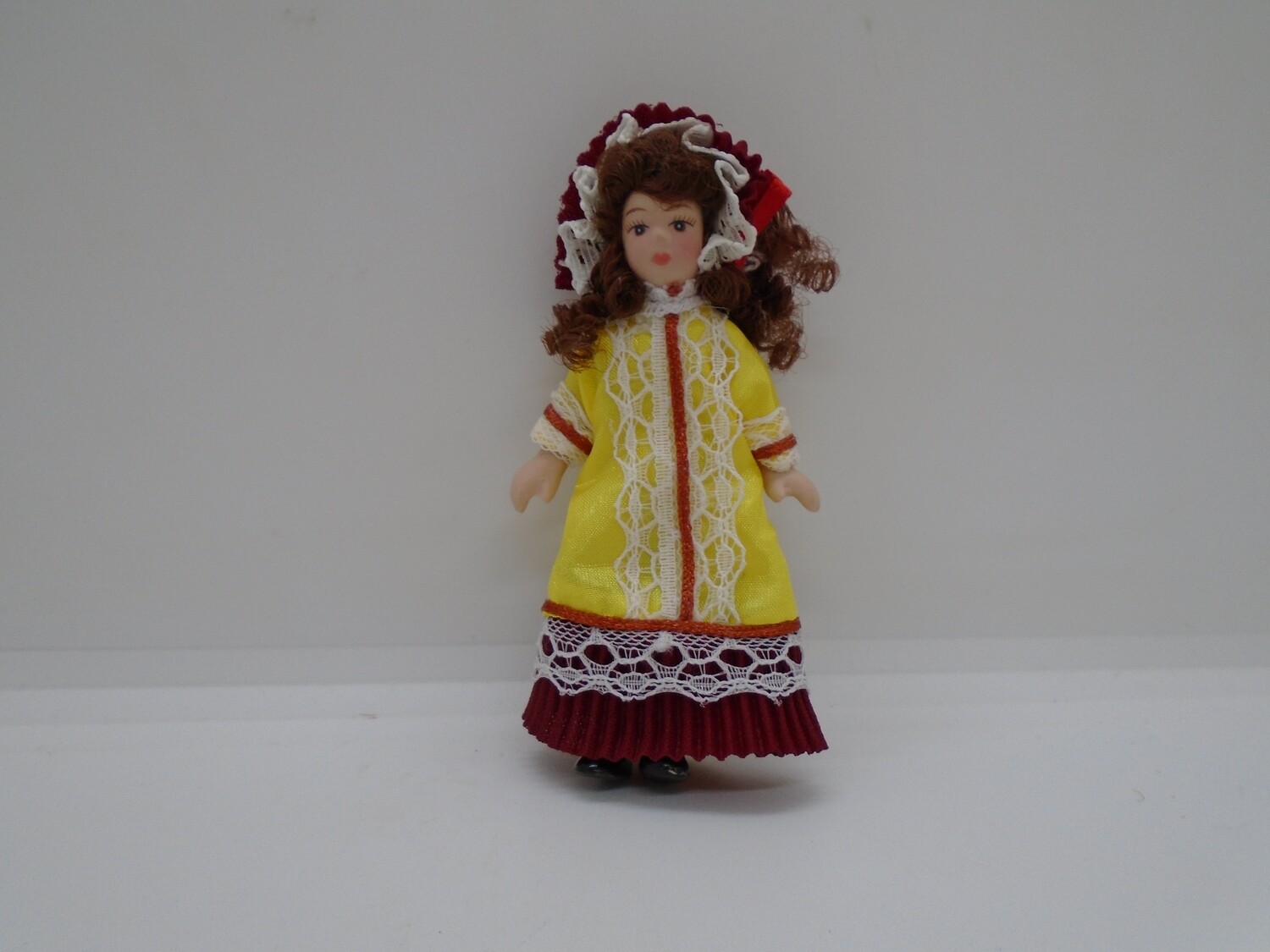 GIRL IN YELLOW