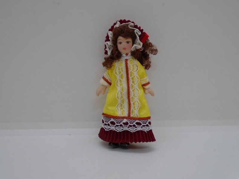 GIRL IN YELLOW
