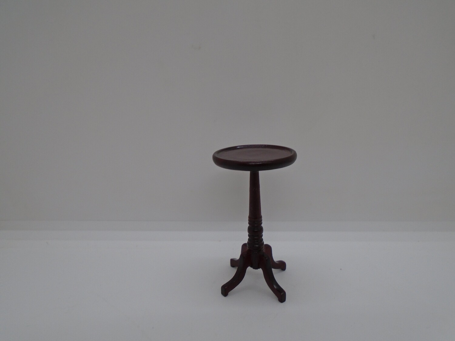 PARLOUR SMALL SIDE TABLE