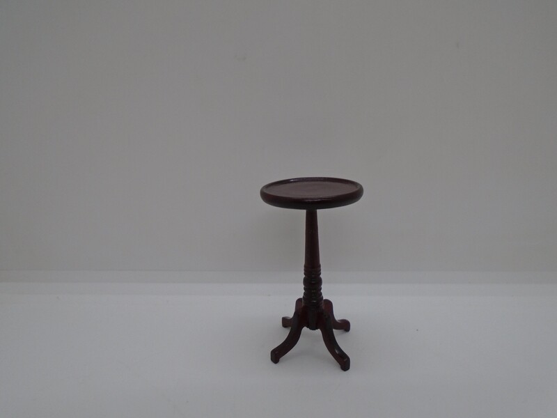 PARLOUR SMALL SIDE TABLE