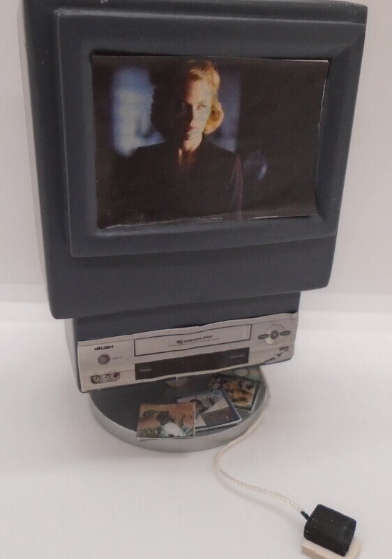 DRESSED TV STAND