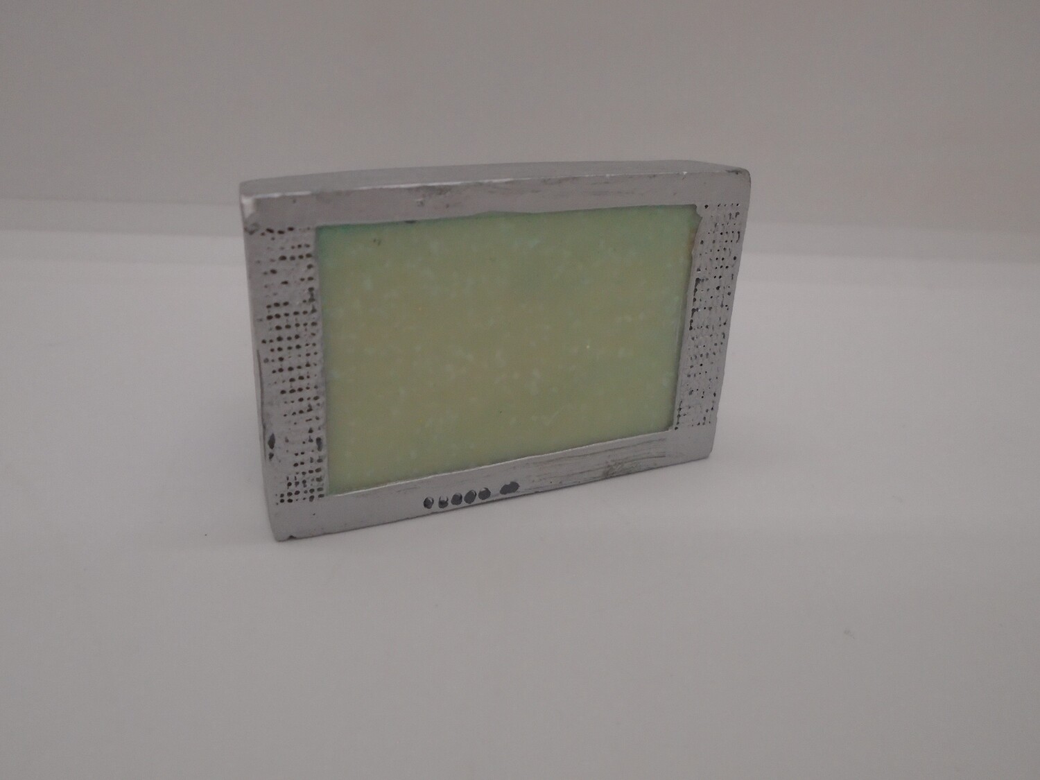 SILVER COLOUR T V