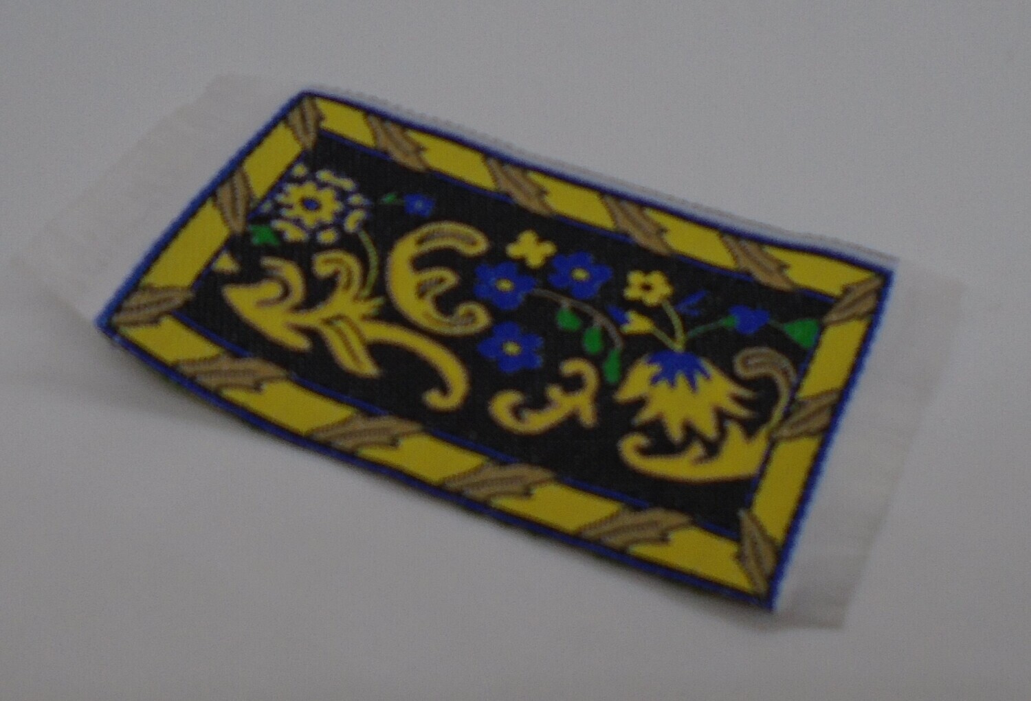 SMALL BLACK & YELLOW RUG