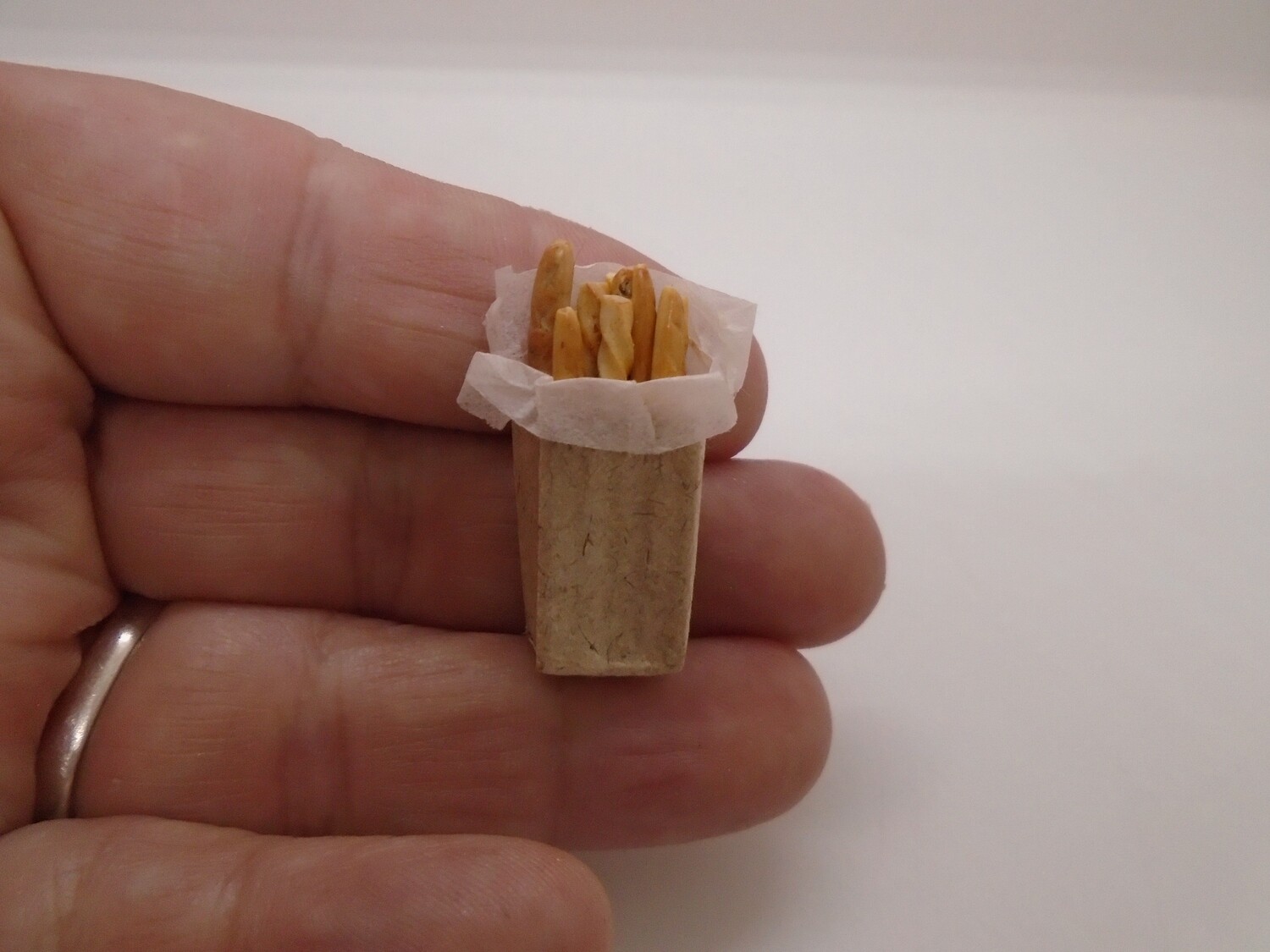 BAG OF BREAD STICKS
