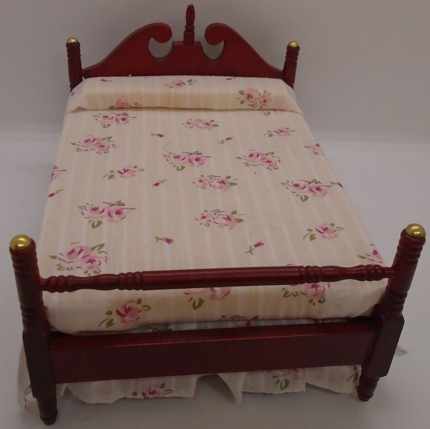 DOUBLE BED