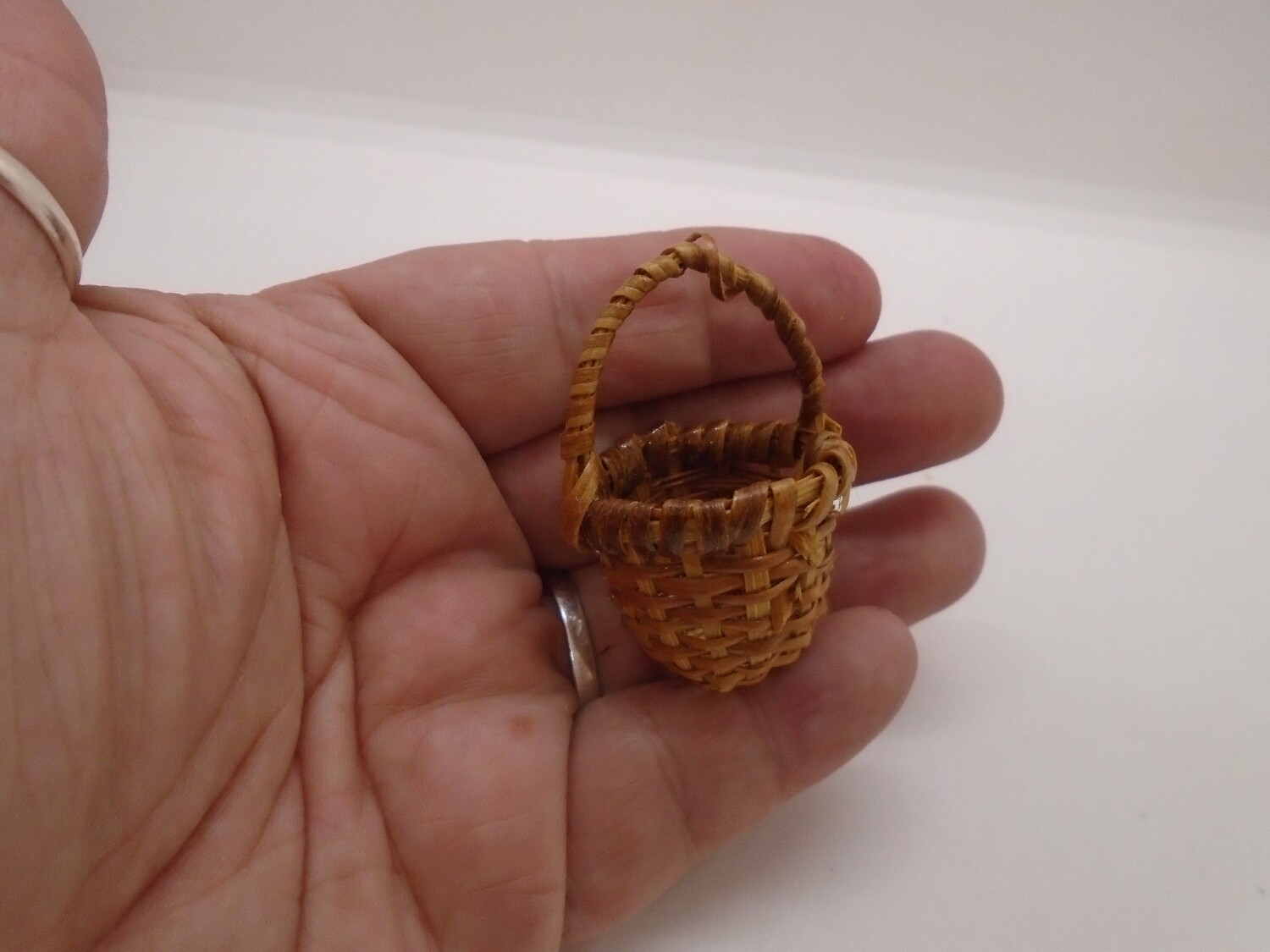 BASKET