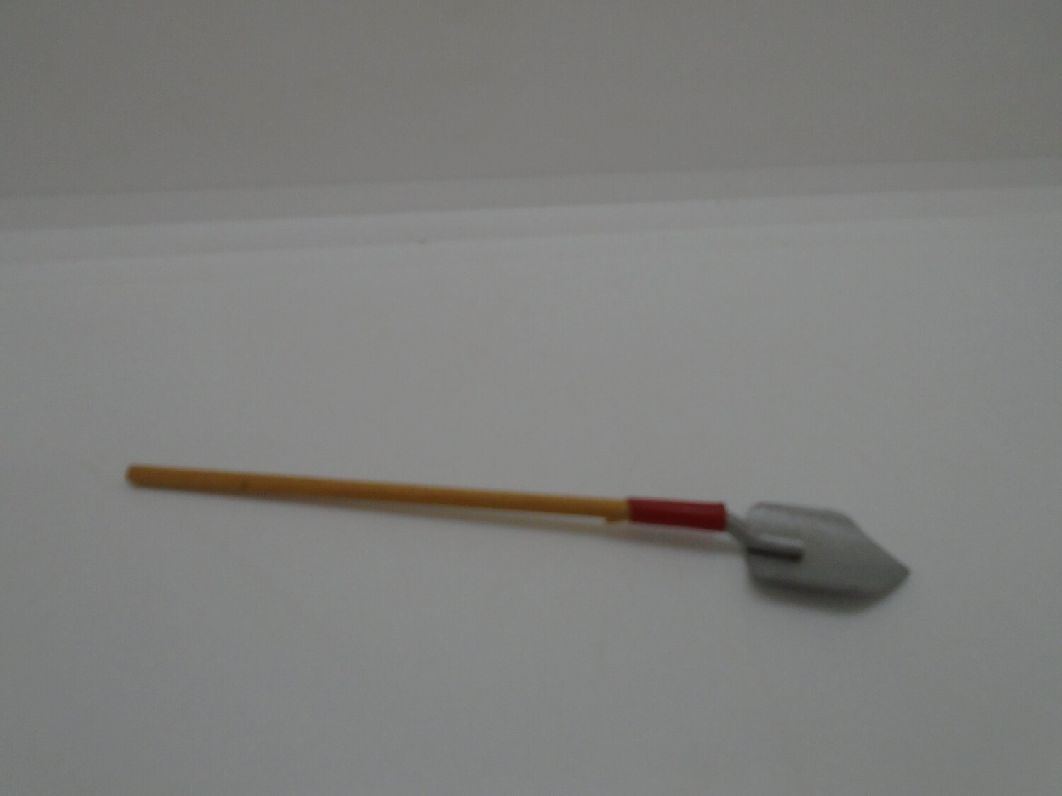 SHOVEL