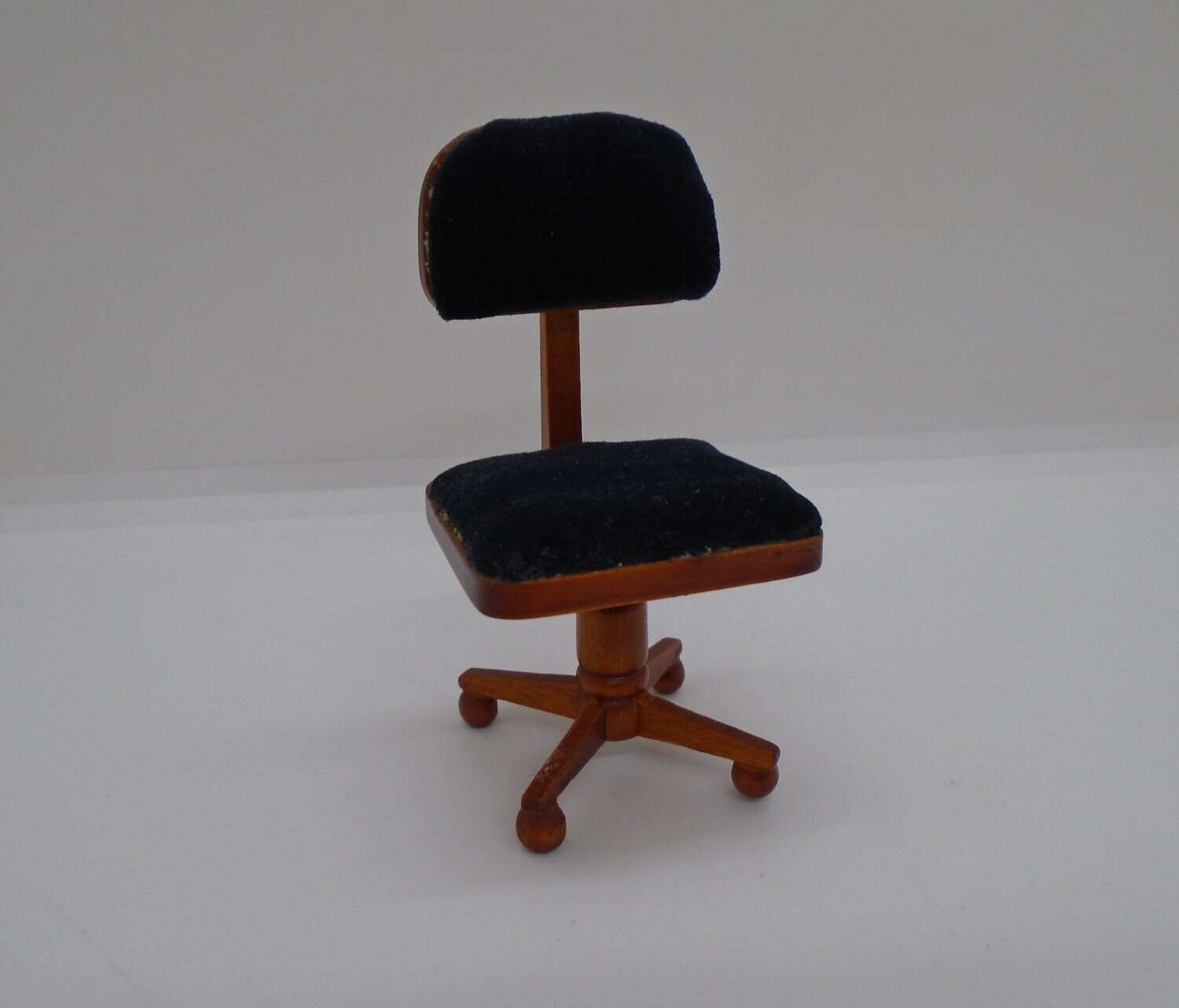OFFICE CHAIR BLUE SEAT