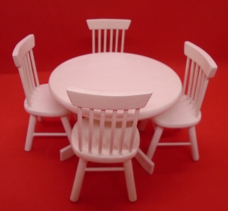 WHITE TABLE AND 4 CHAIRS