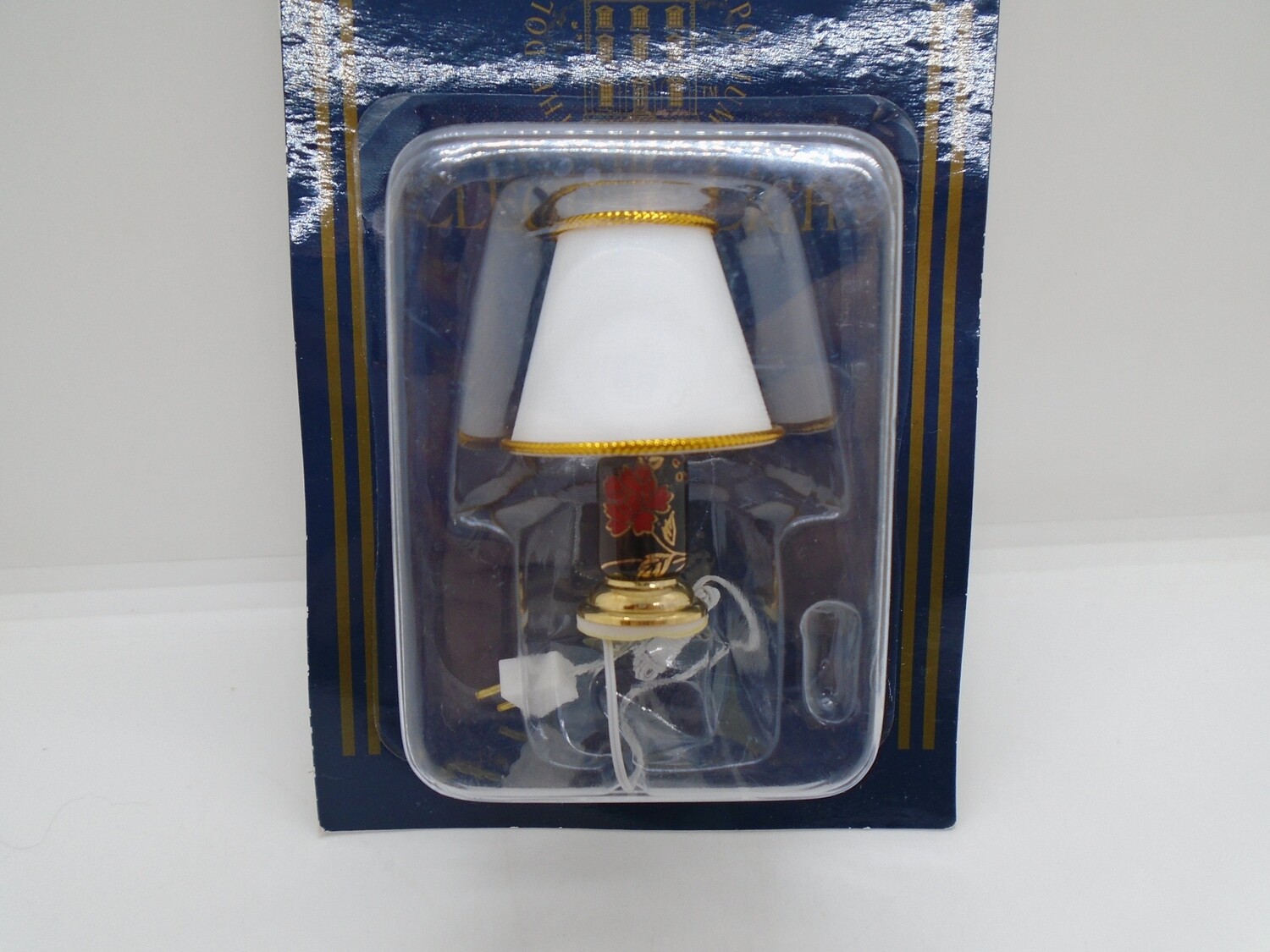 PATTERN BASE TABLE LAMP
