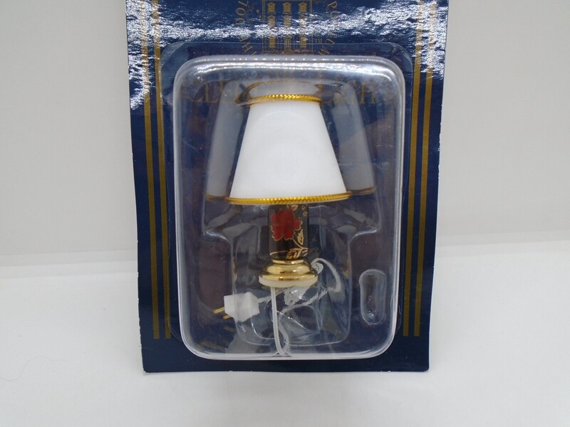 PATTERN BASE TABLE LAMP