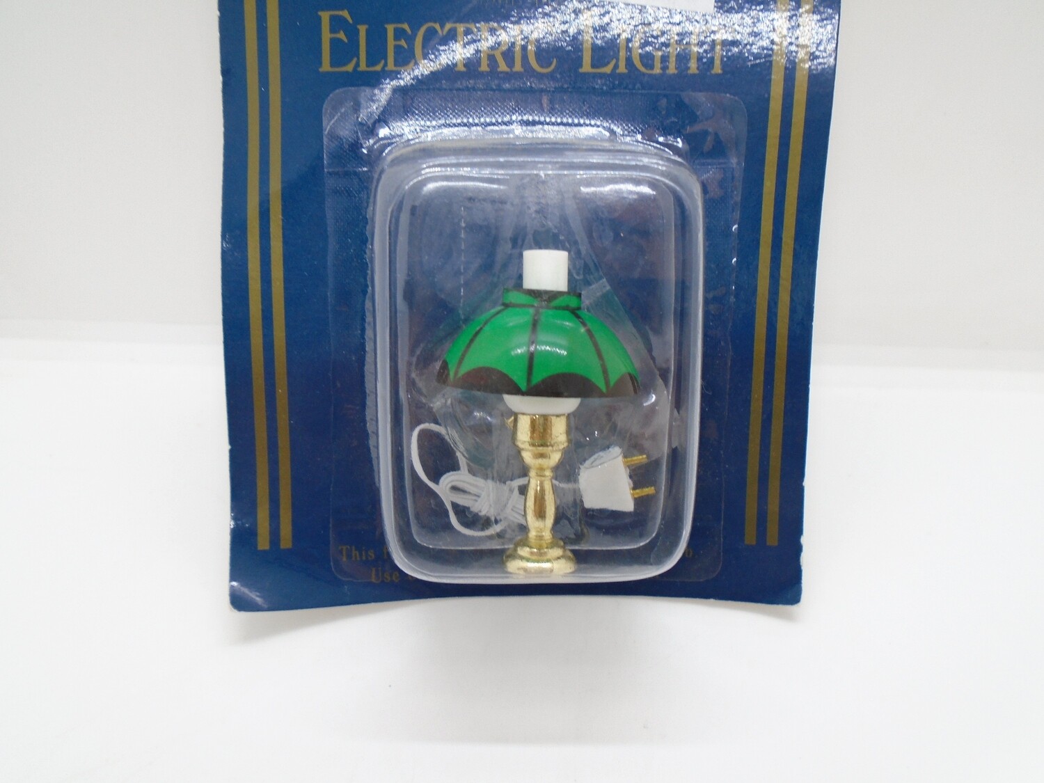 DHE 6476 GREEN AND BLACK TABLE LAMP