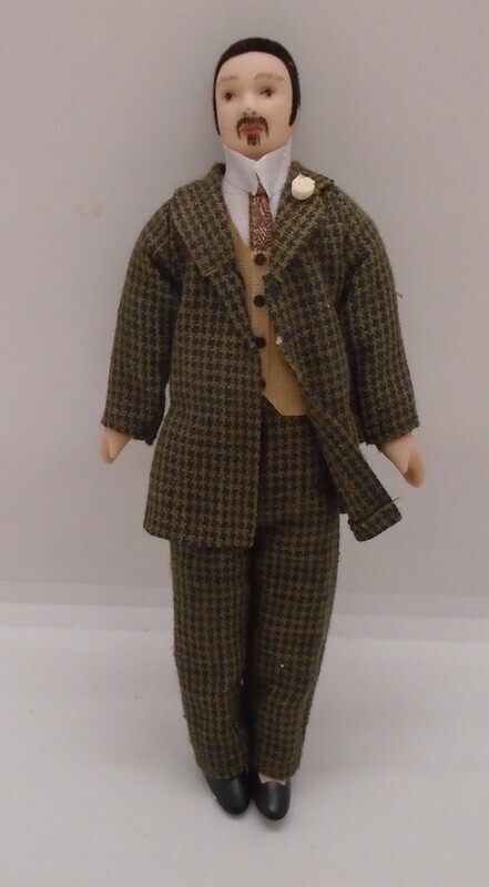 SMART MAN IN BROWN DOGSTOOTH SUIT