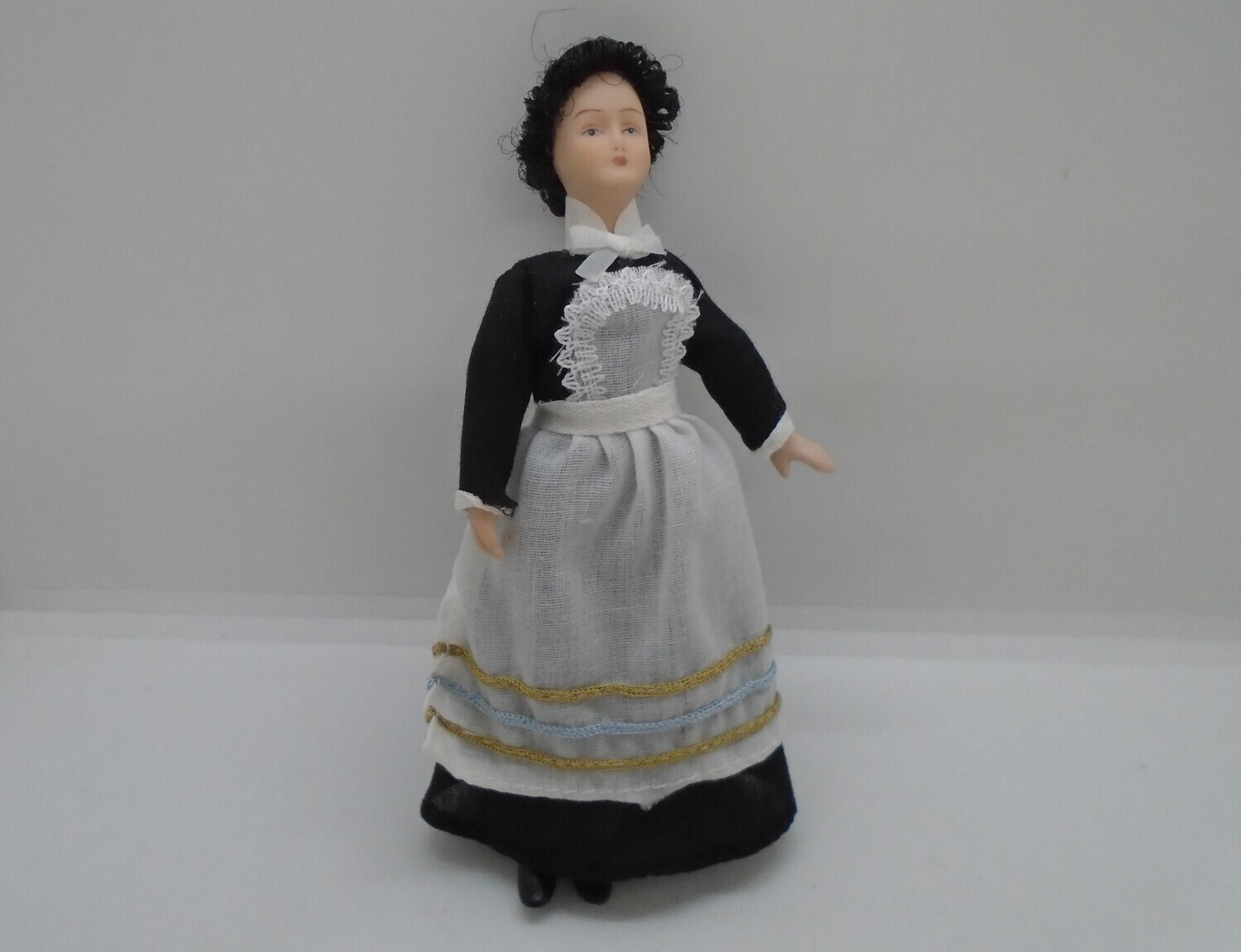 VICTORIAN MAID