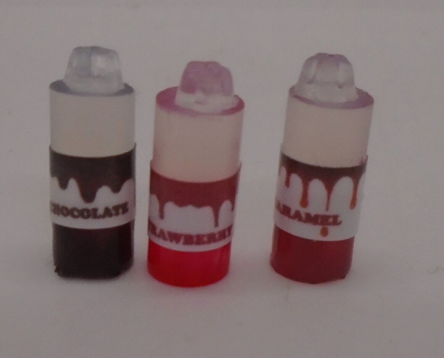 3 BOTTLES OF ICE CREAM SAUCE