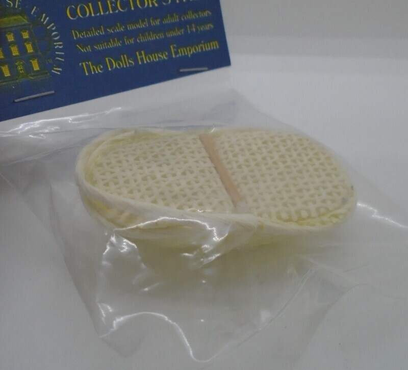 PICNIC BASKET WITH DOUBLE LID