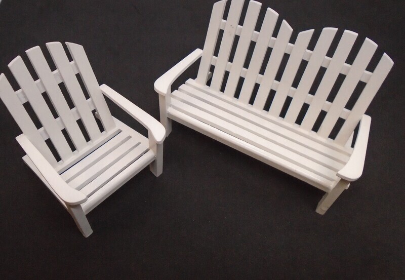 2 PC WHITE NEW ENGLAND STYLE GARDEN SET