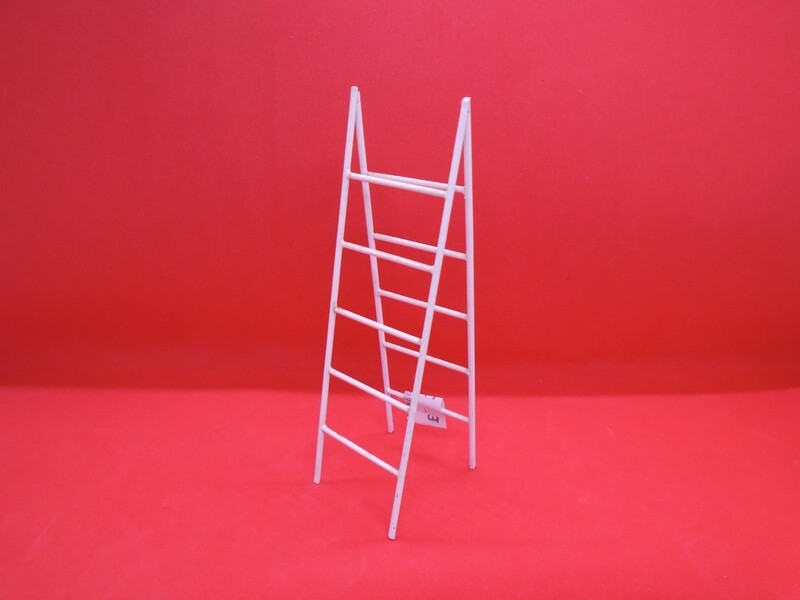 WHITE LADDER