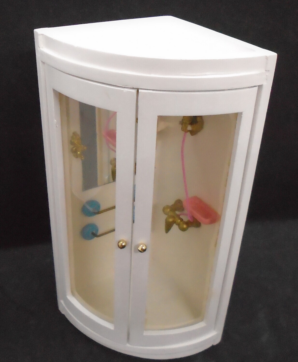 CORNER SHOWER CUBICLE