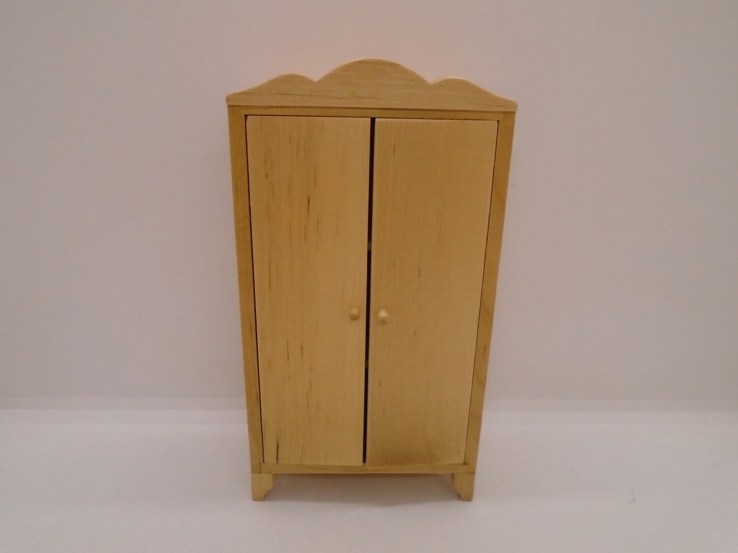 PLAIN WARDROBE