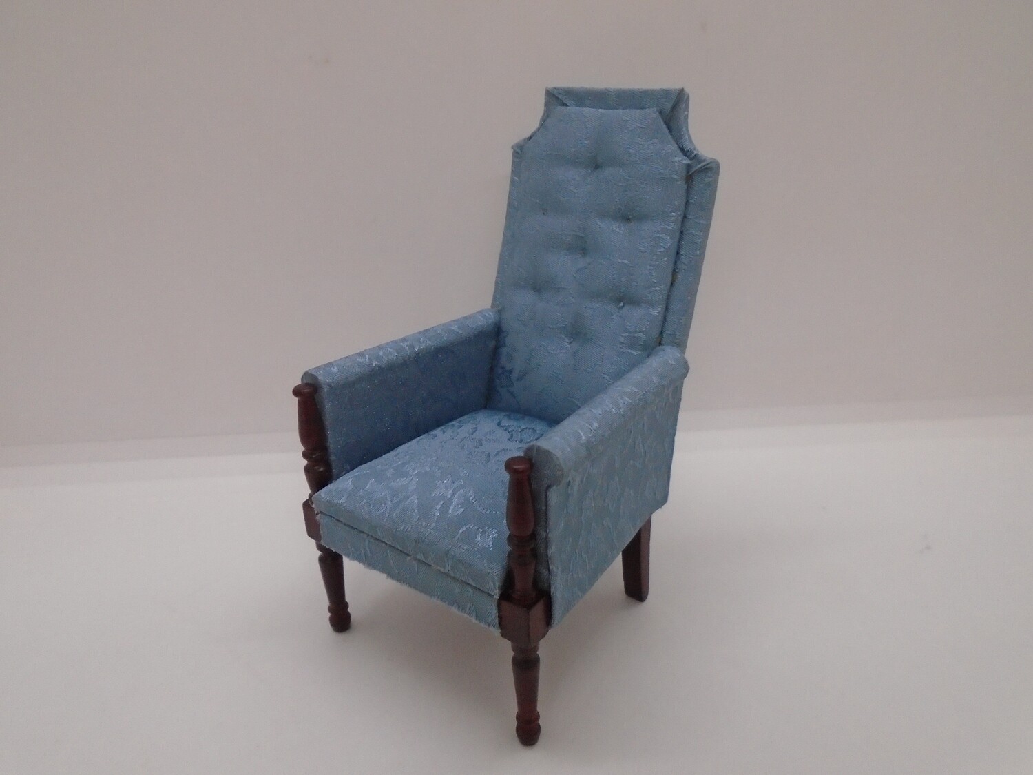 LIBRARY CHAIR
