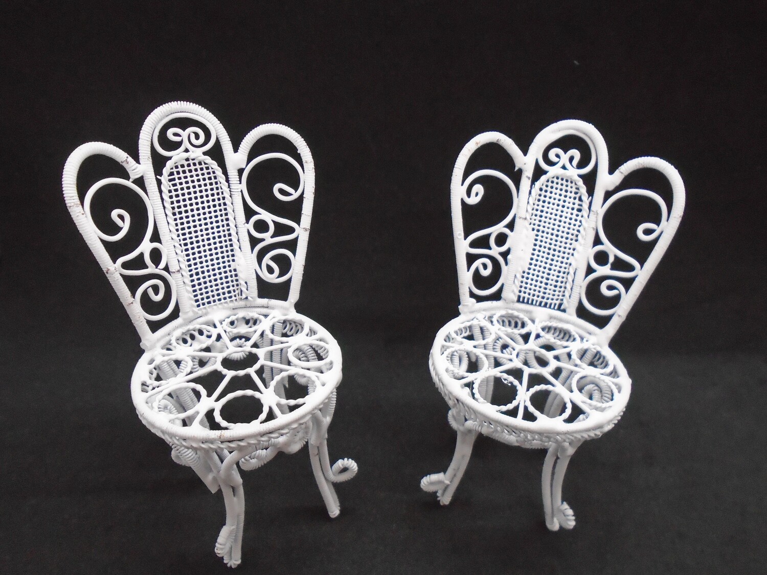 SET OF 2 METAL ORNATE GARDEN/CONSERVATORY CHAIRS