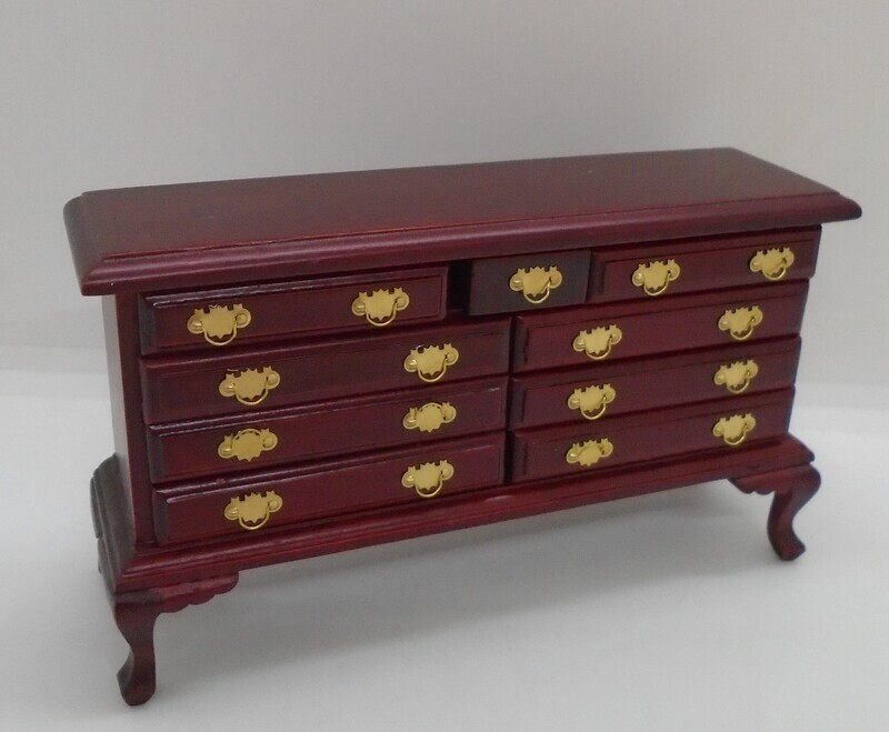 LOVELY MULTI DRAWER SIDEBOARD/CHEST