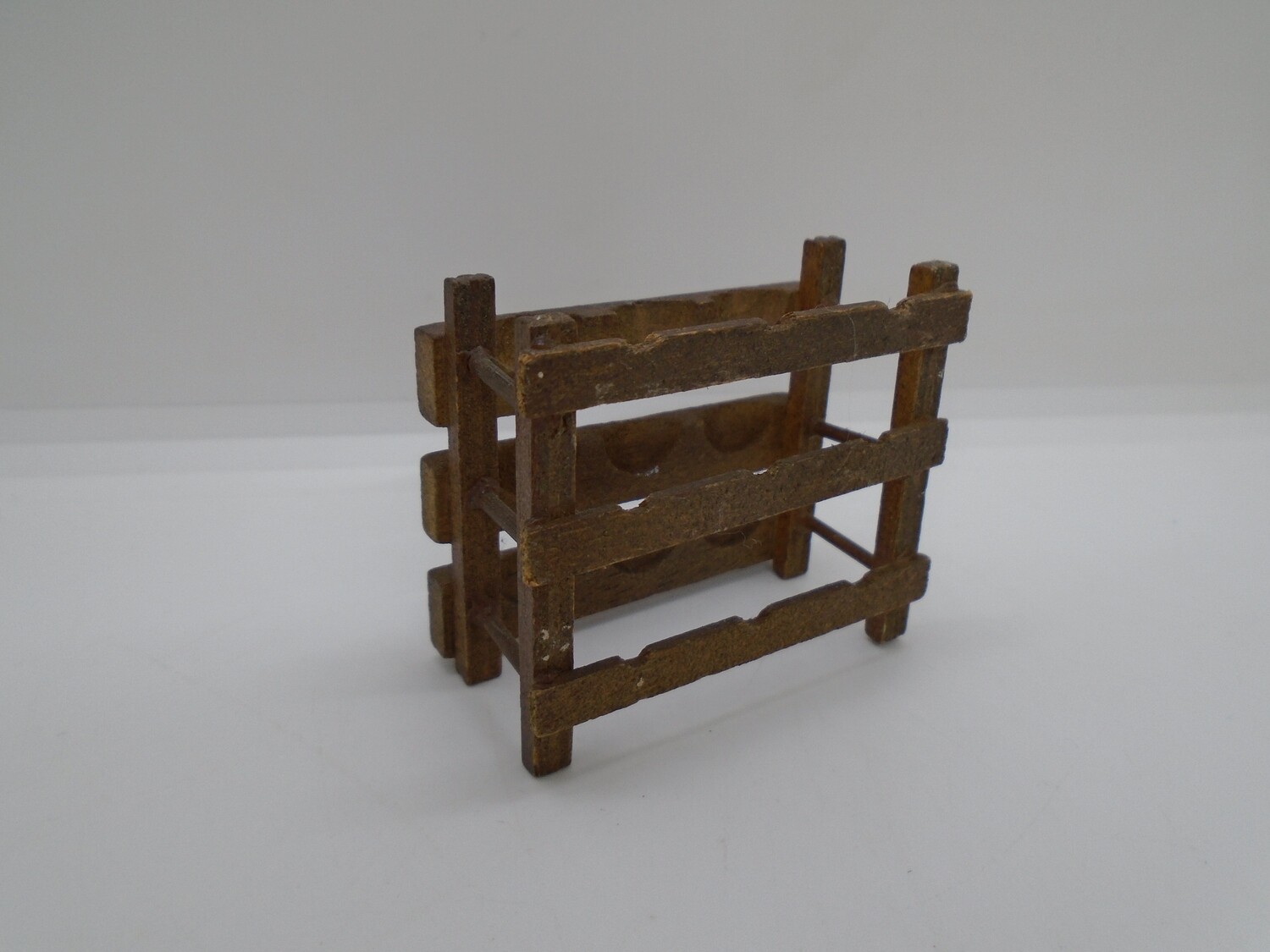 BROWN WINE RACK