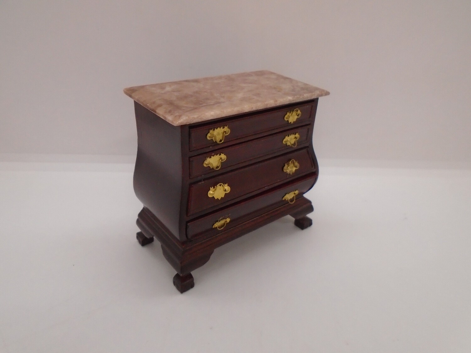 CHEST OF DRAWERS WITH MARBLE TOP