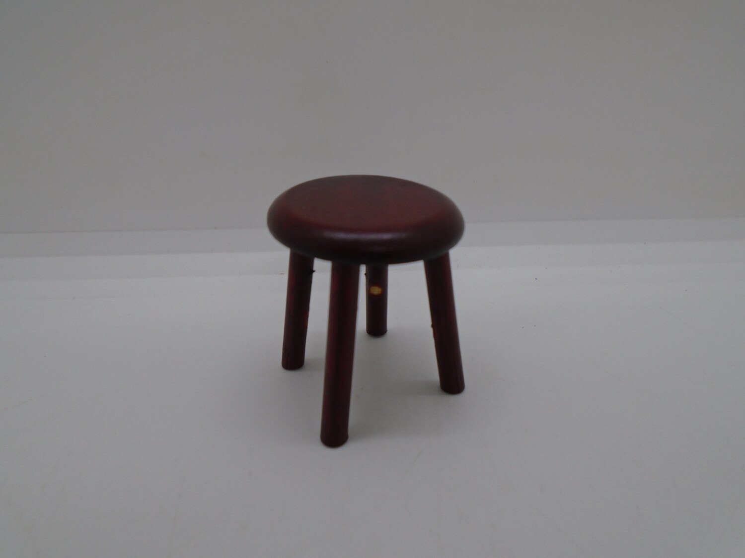 PRELOVED MAHOGANY STOOL