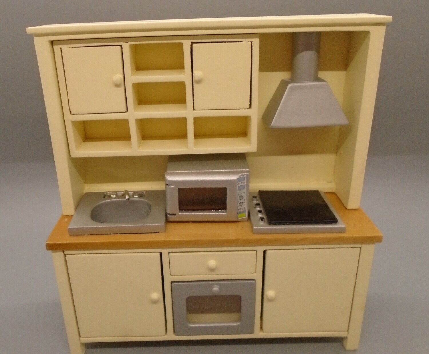 ALL IN ONE KITCHEN WITH ADDITIONAL MICROWAVE