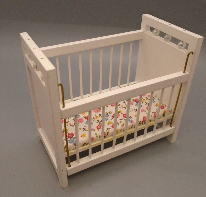 PRE-LOVED COT